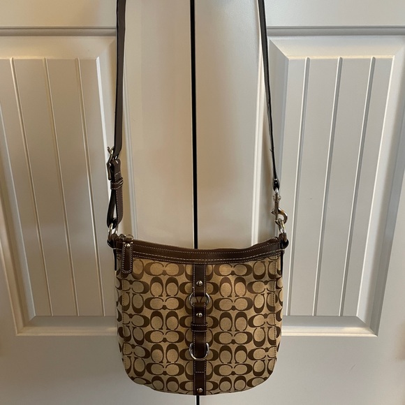 Coach Handbag, Brown with Silver hardware - Picture 4 of 5